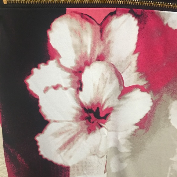 Calvin Klein Small Black Floral Sleeveless Blouse - Picture 5 of 7